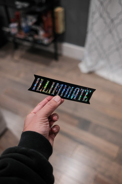 LUMINOUS GLITTER // 20 ENTRIES